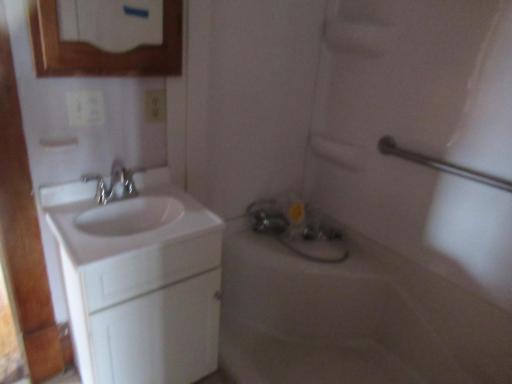 Bathroom.JPG