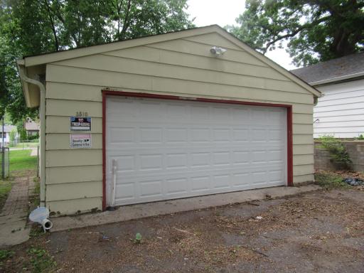 Garage.JPG