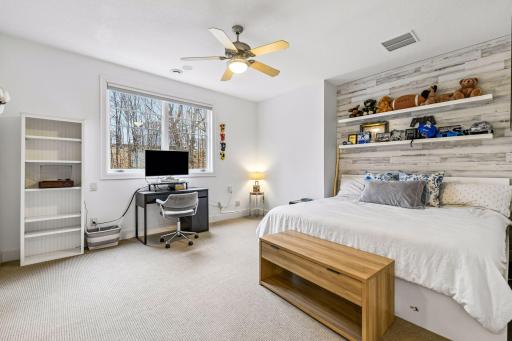 3601 Lerive Way, Chaska, MN 55318