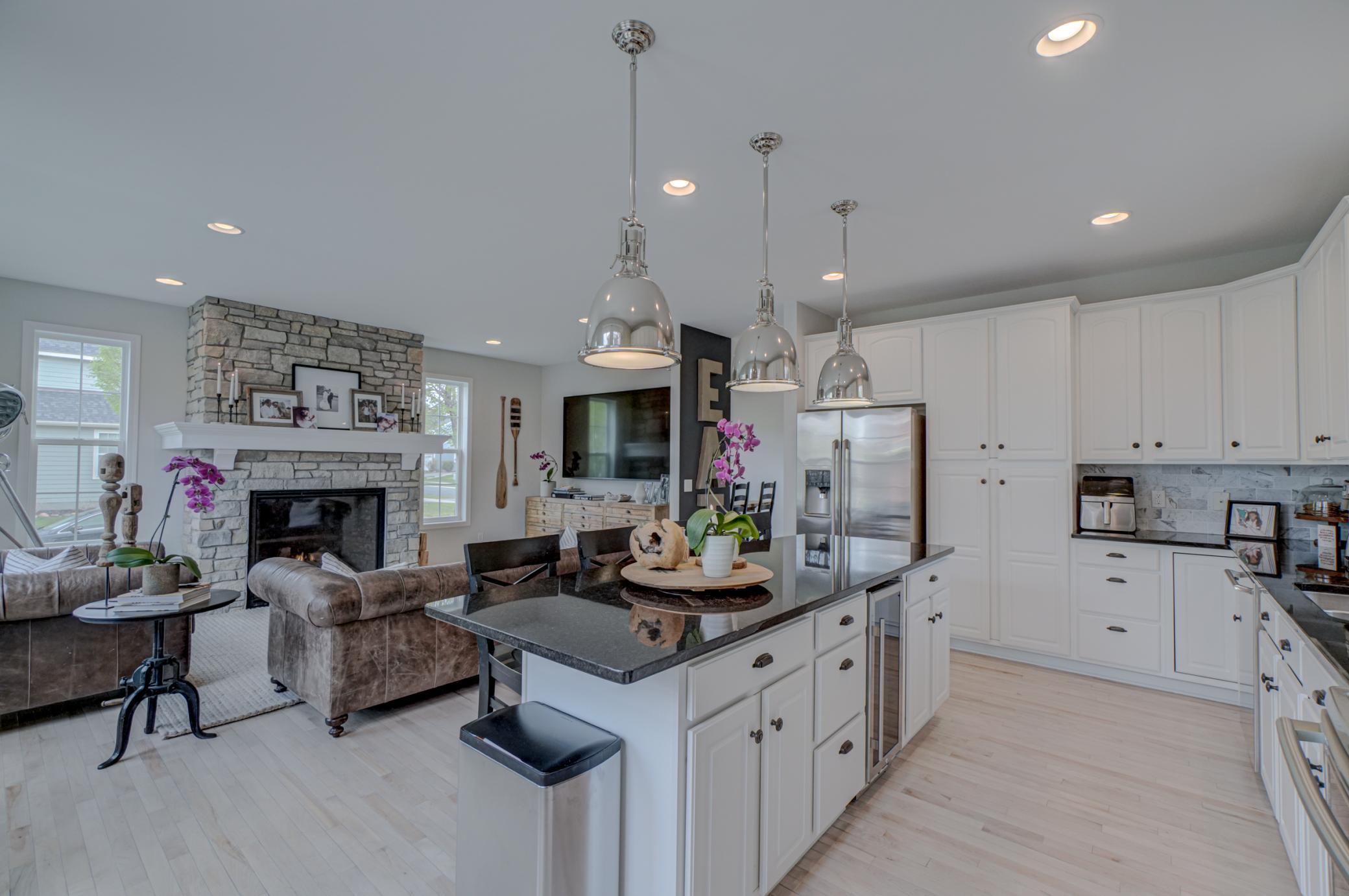 4891 159th St W-34.jpg