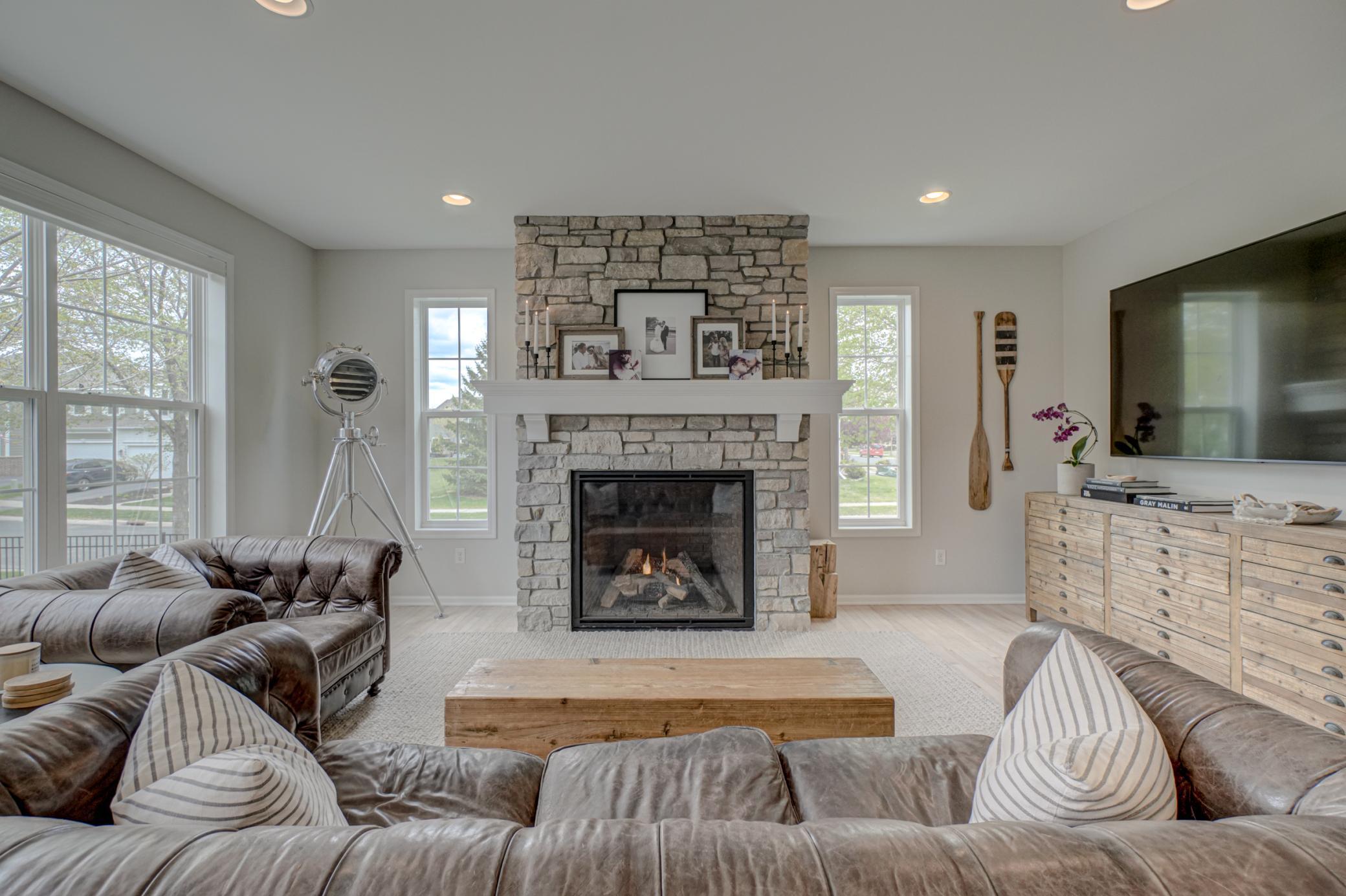 4891 159th St W-26.jpg