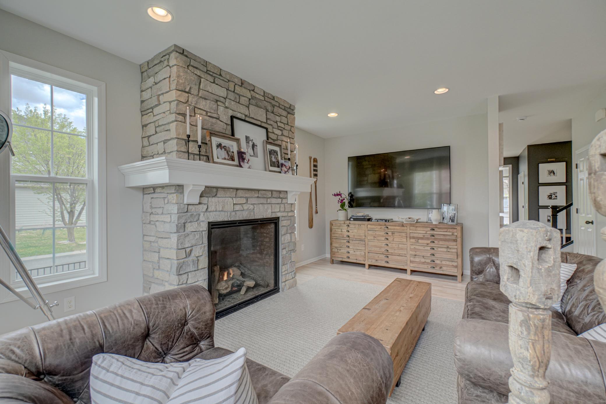 4891 159th St W-28.jpg