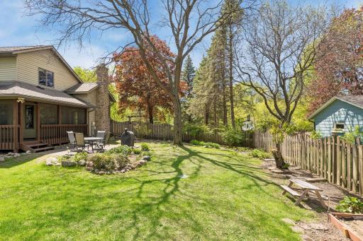 717 Marie Avenue W, Mendota Heights, MN 55118