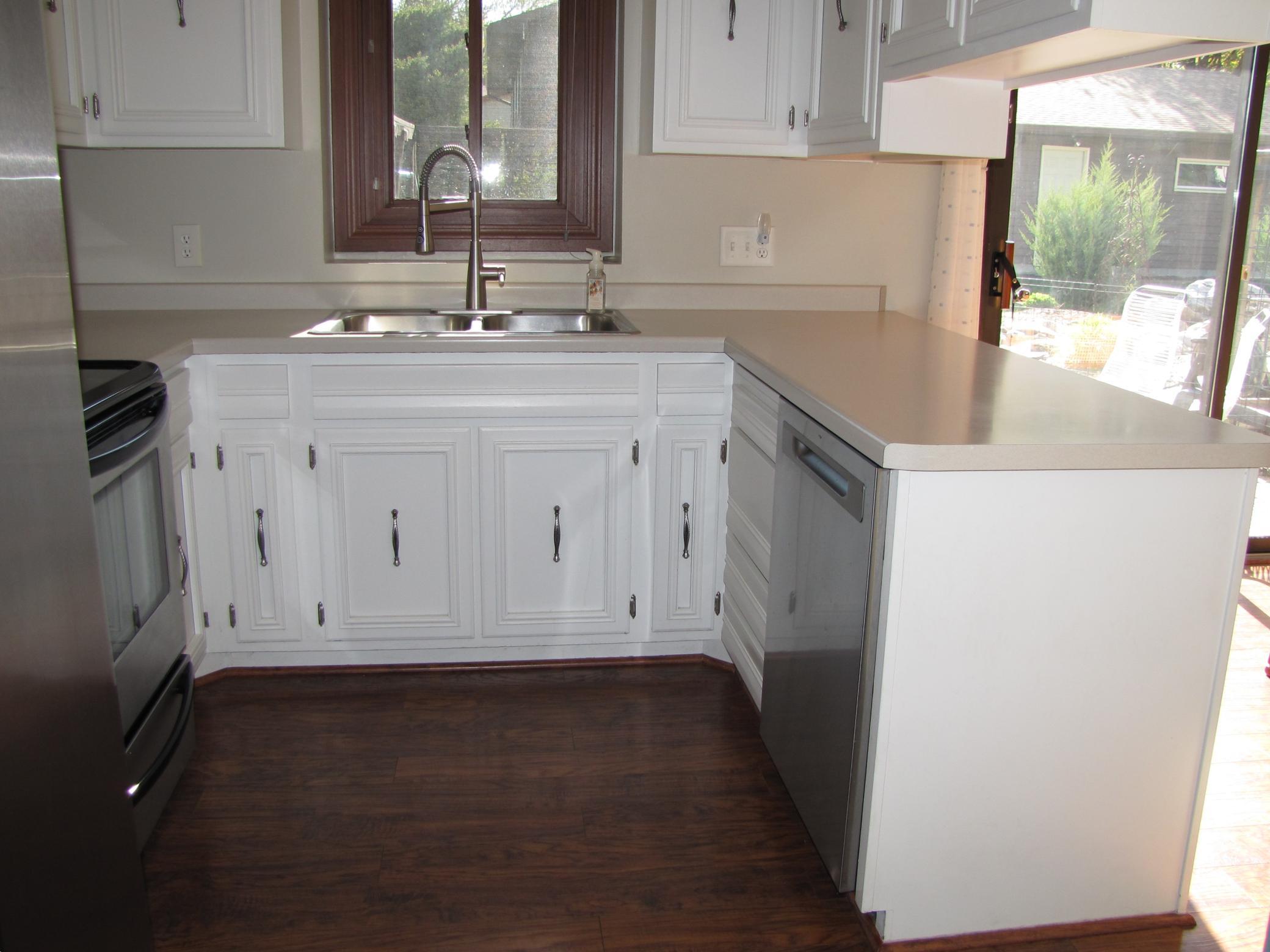 Kitchen 3.JPG