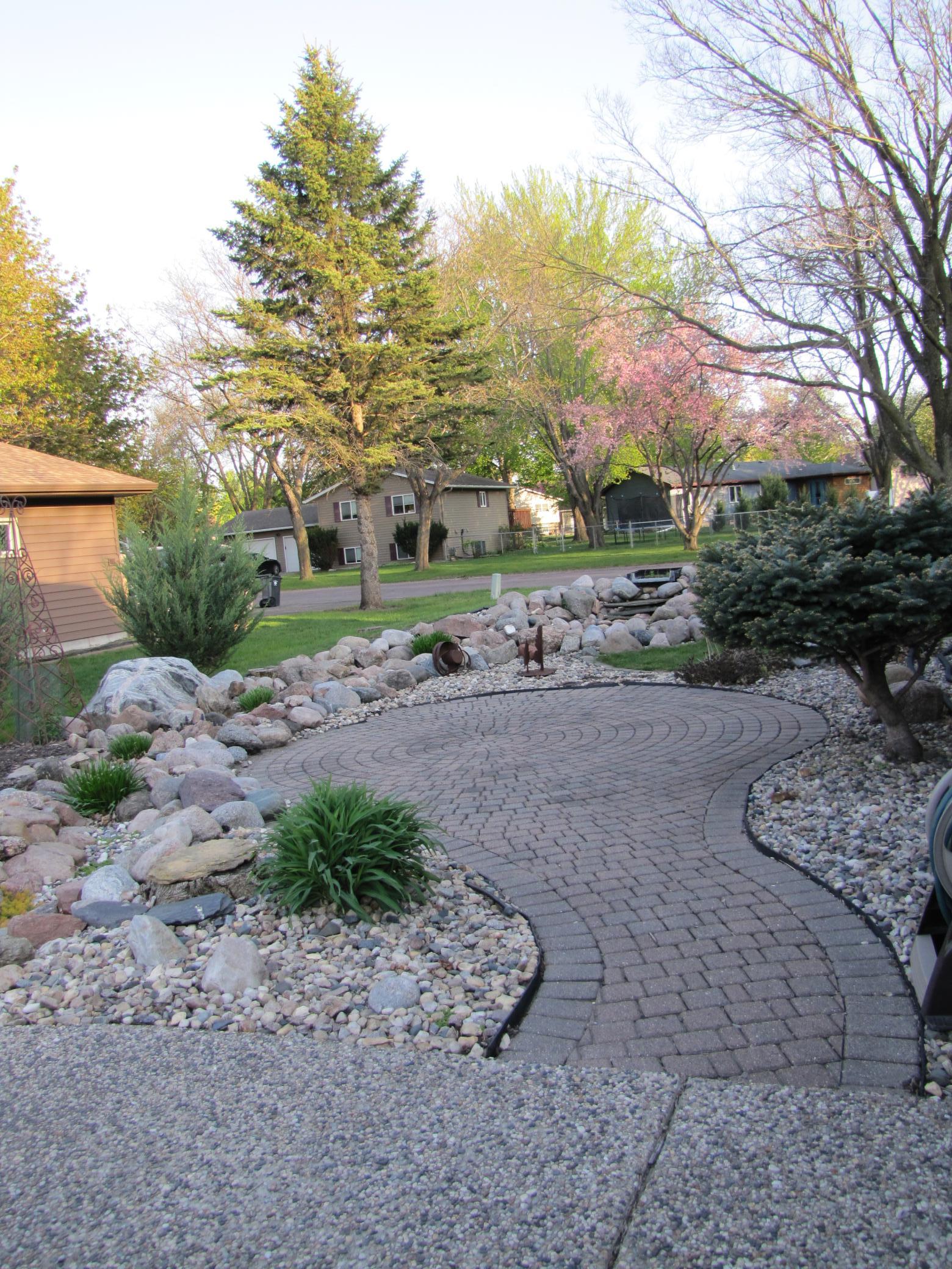Side Patio 3.JPG