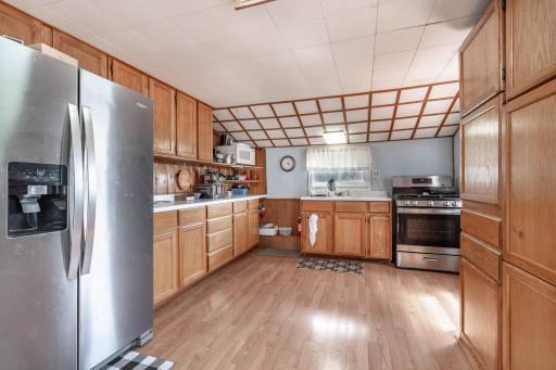 42414 Sunset Hill Road, Battle Lake, MN 56515