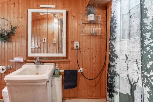 42414 Sunset Hill Road, Battle Lake, MN 56515