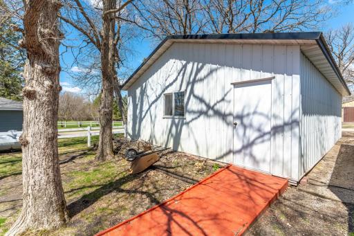 42414 Sunset Hill Road, Battle Lake, MN 56515