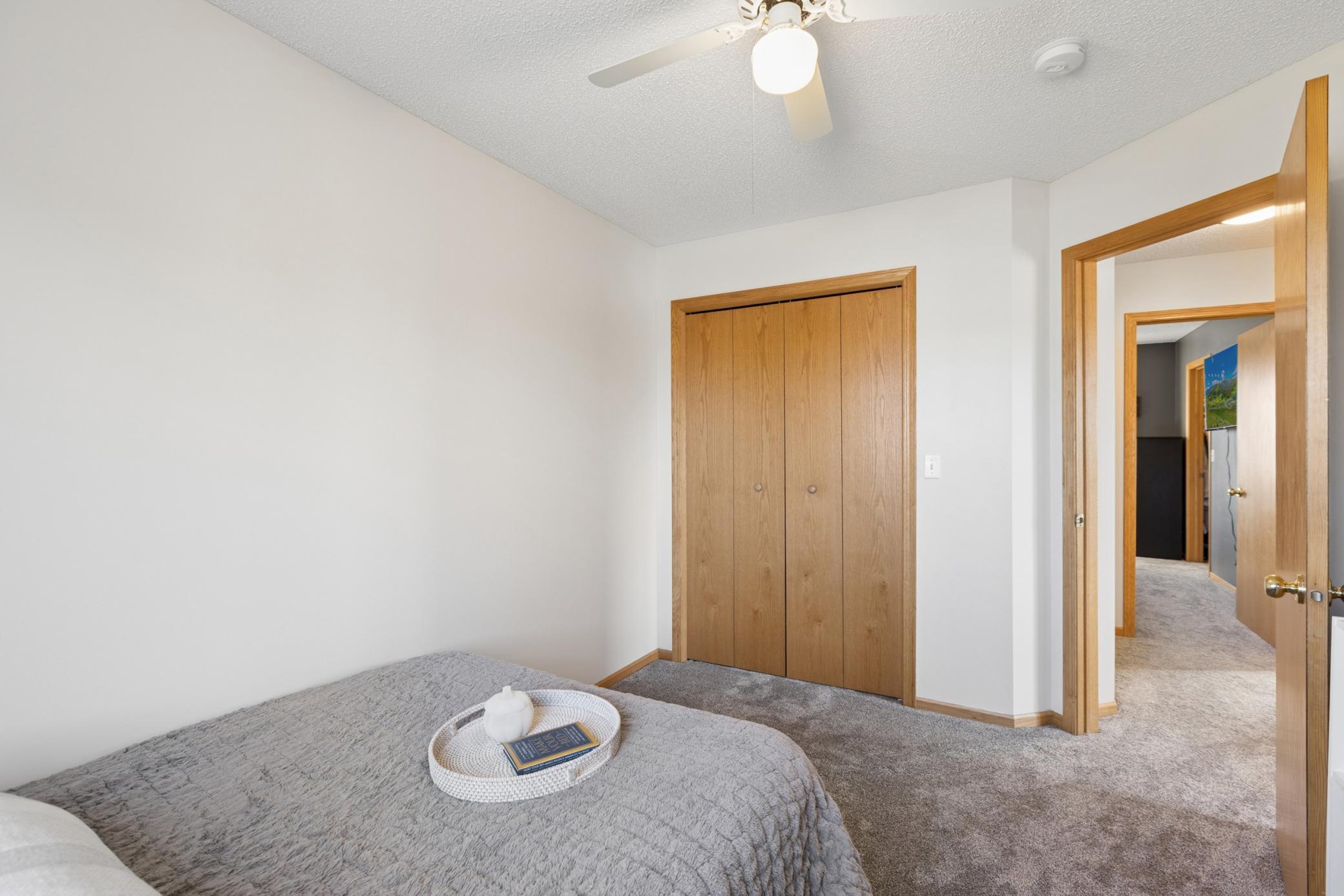 A second peek at the second bedroom