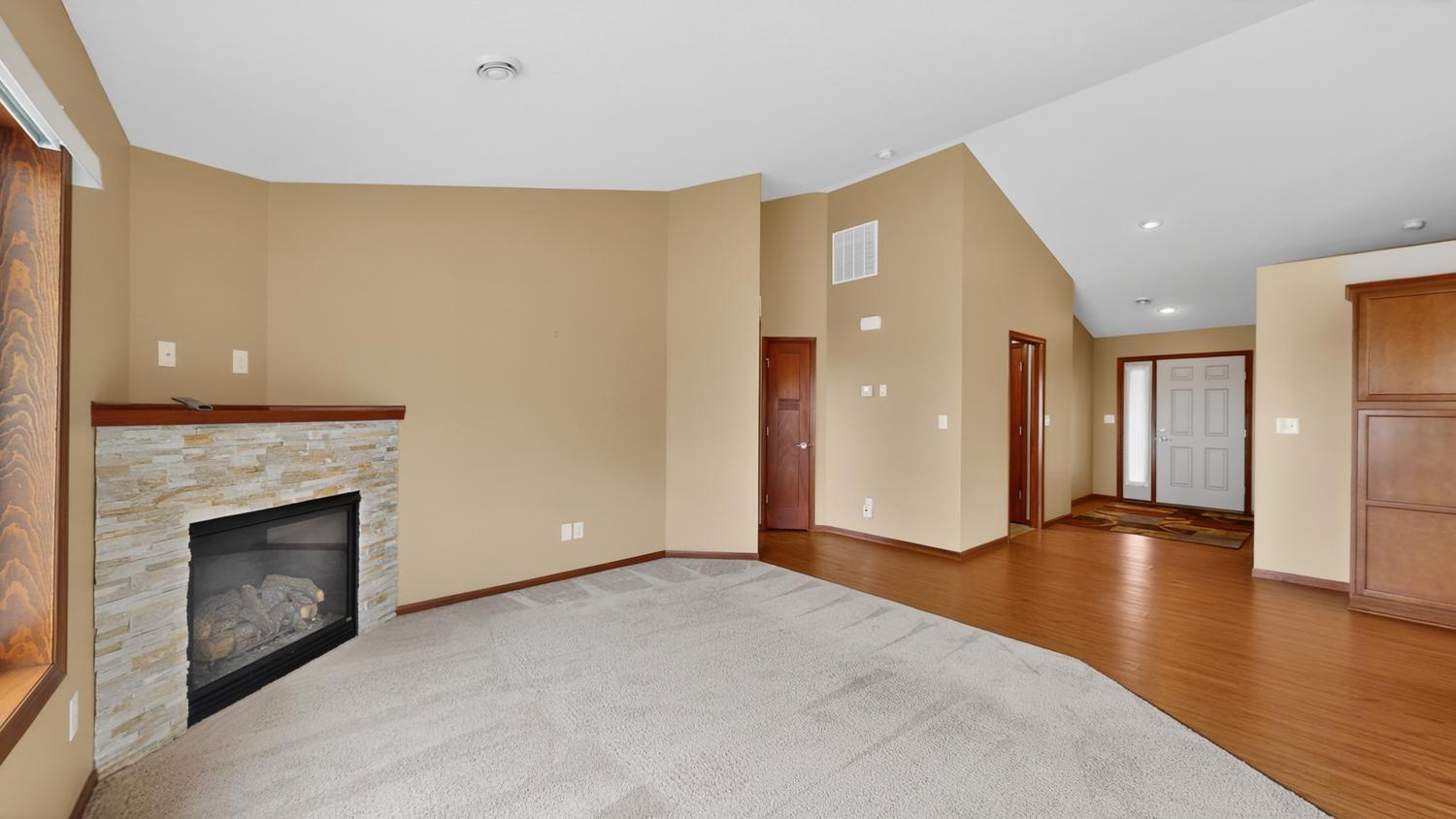 Living Room/Front Entry