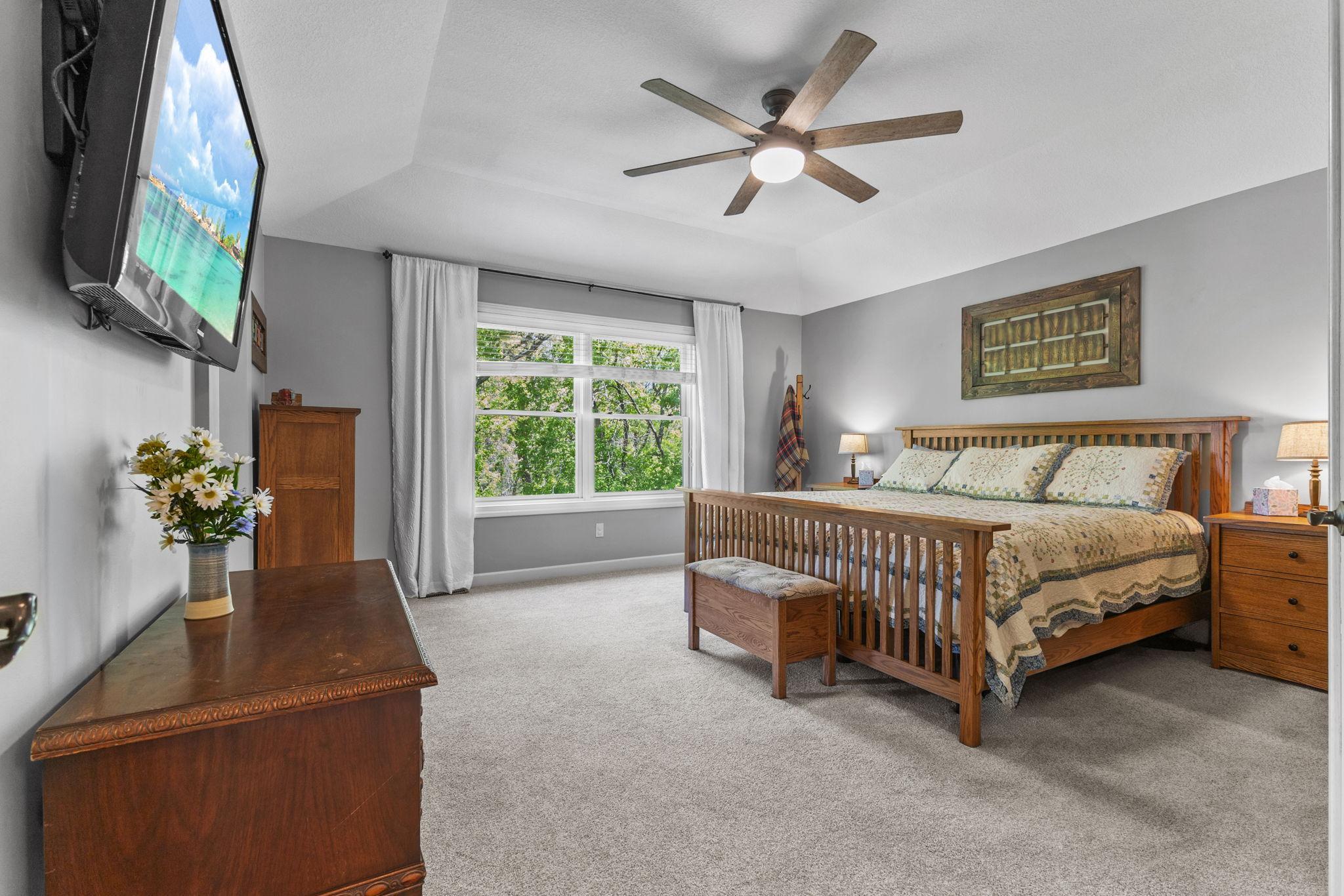 Main Bedroom with tray vault ceiling