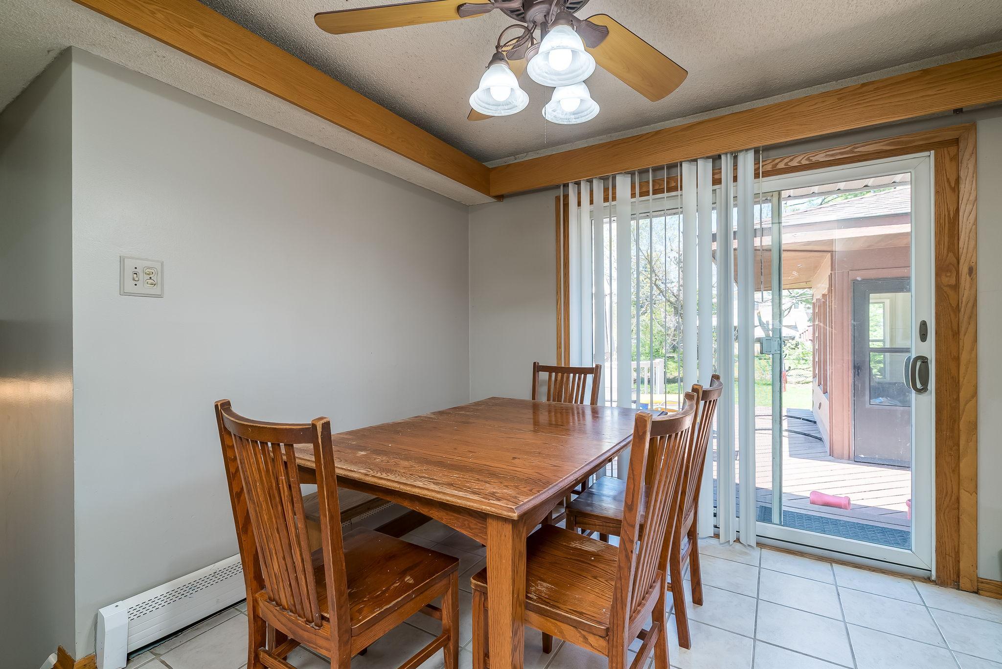 18-web-or-mls-10940 Pioneer Dr-19.jpg