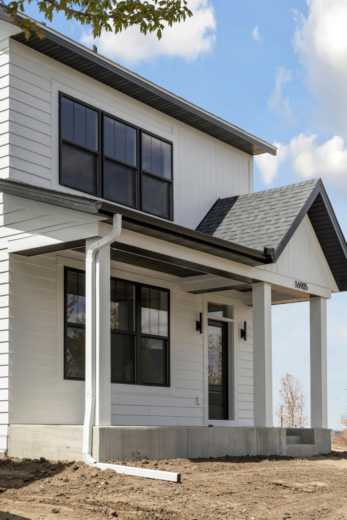 Welcome to the Havenwood in our new RENEW Collection of Robert Thomas Homes! Offering 4 floorplans, with only 7 homes in the coveted Spirit of Brandtjen Farm Community.