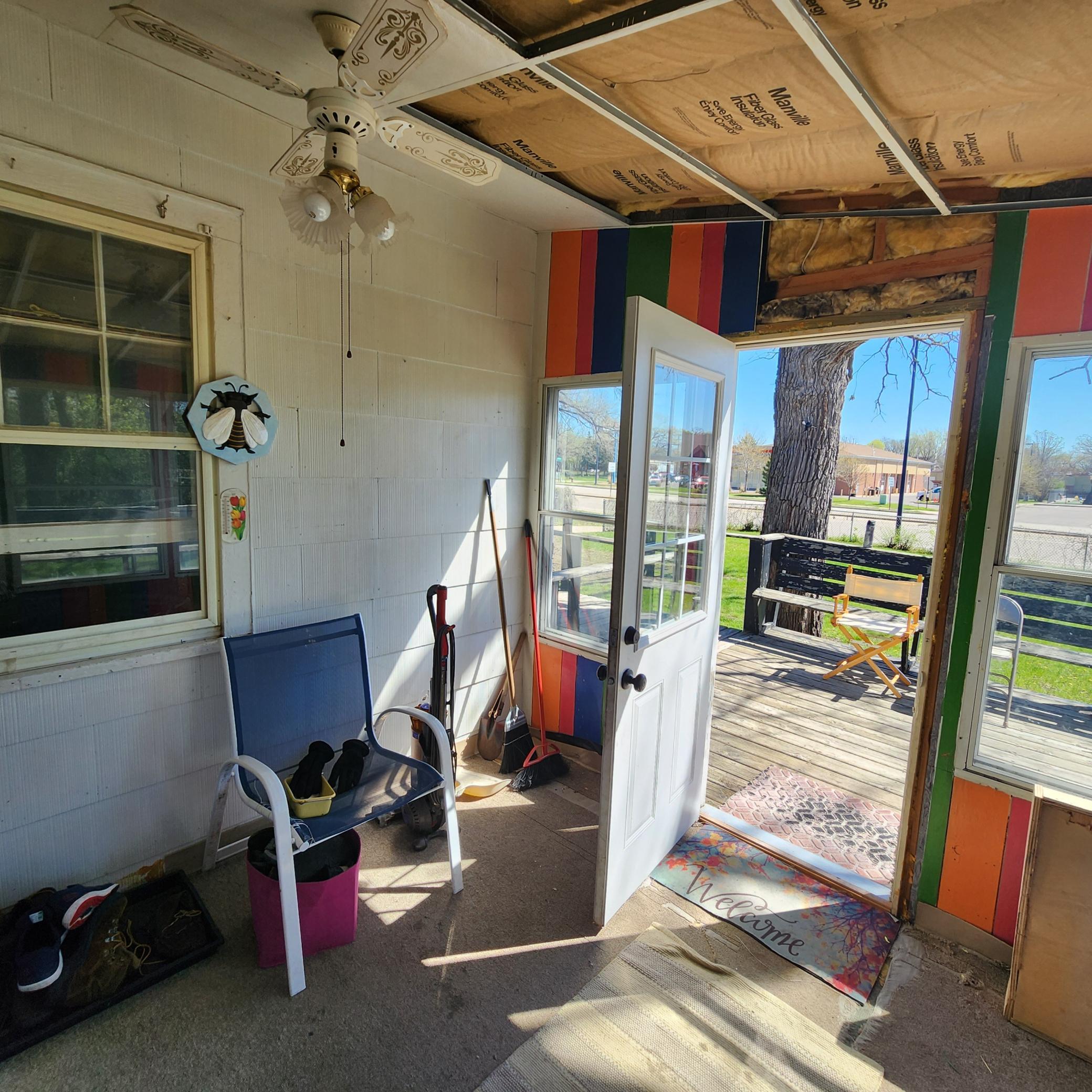 Porch/Entry