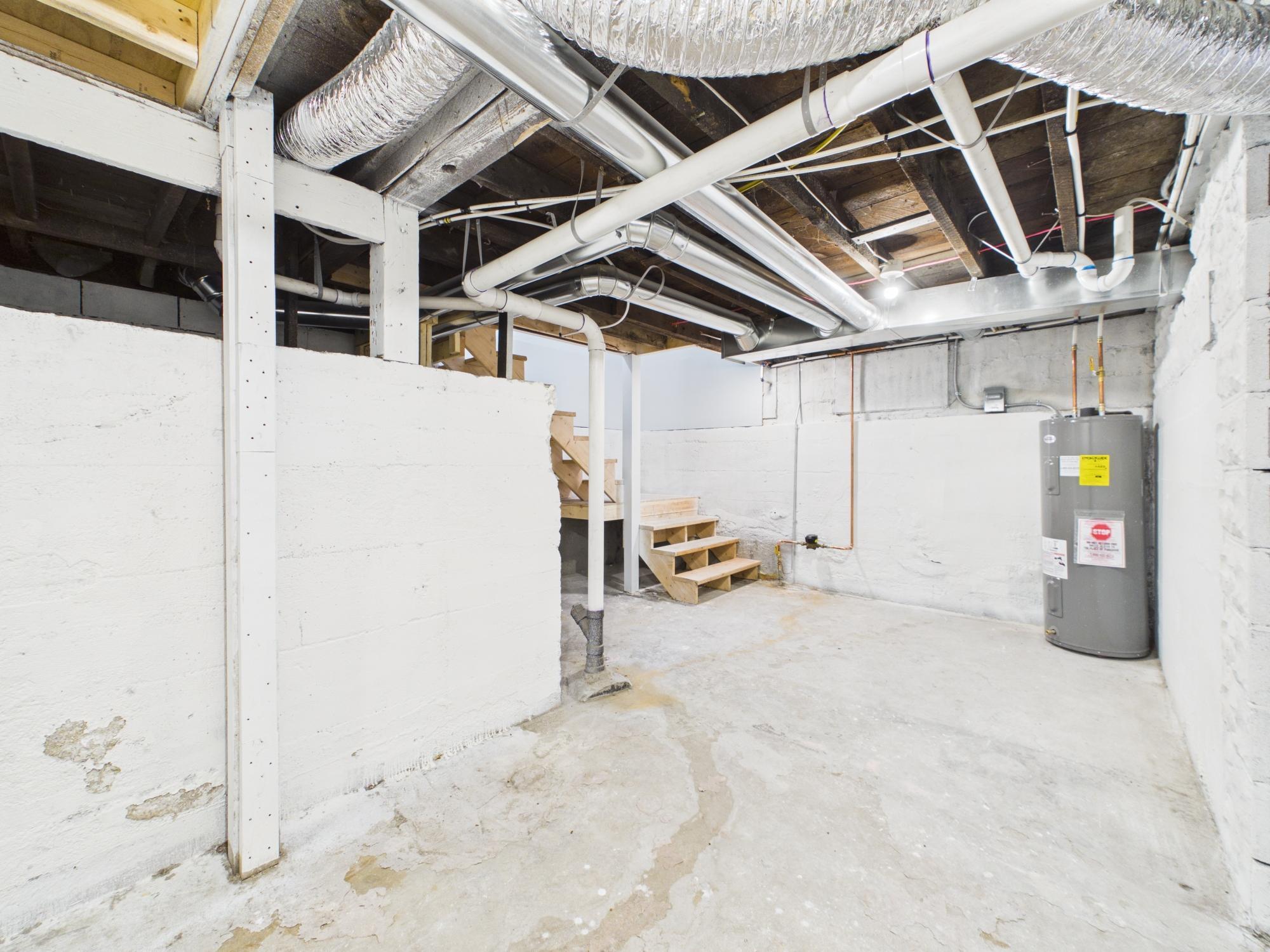 CAM01900G0-PR0138-STILL029.jpg