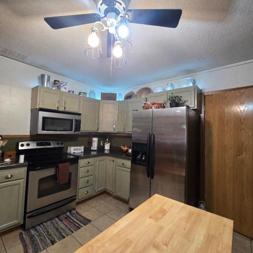 1164 Miller Avenue, Windom, MN 56101
