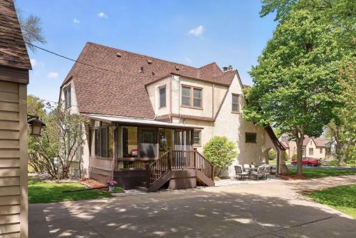 933 Delaware Avenue, Saint Paul, MN 55118