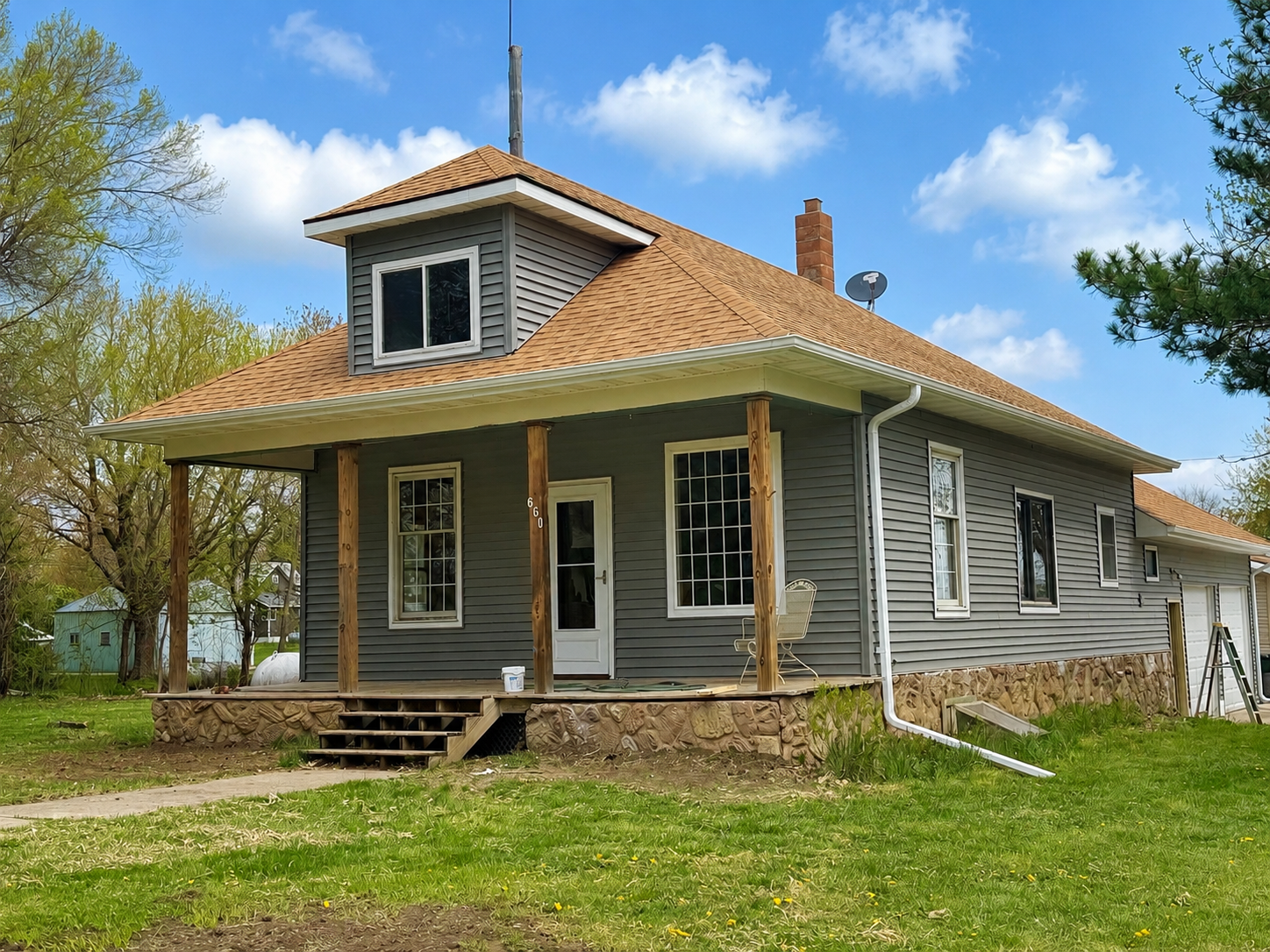 660 Mound