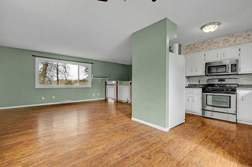 39333 Everett Avenue, North Branch, MN 55056