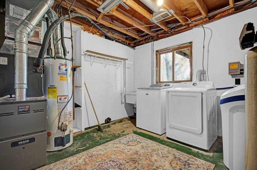 39333 Everett Avenue, North Branch, MN 55056