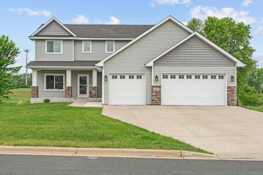 305 Art Street NW, New Prague, MN 56071