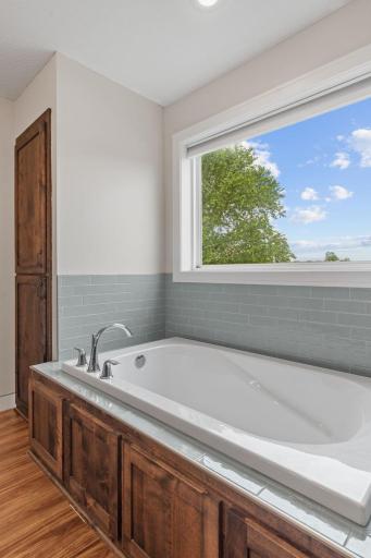 305 Art Street NW, New Prague, MN 56071