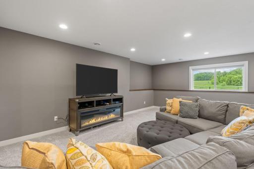 305 Art Street NW, New Prague, MN 56071