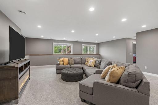 305 Art Street NW, New Prague, MN 56071