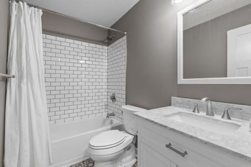 305 Art Street NW, New Prague, MN 56071