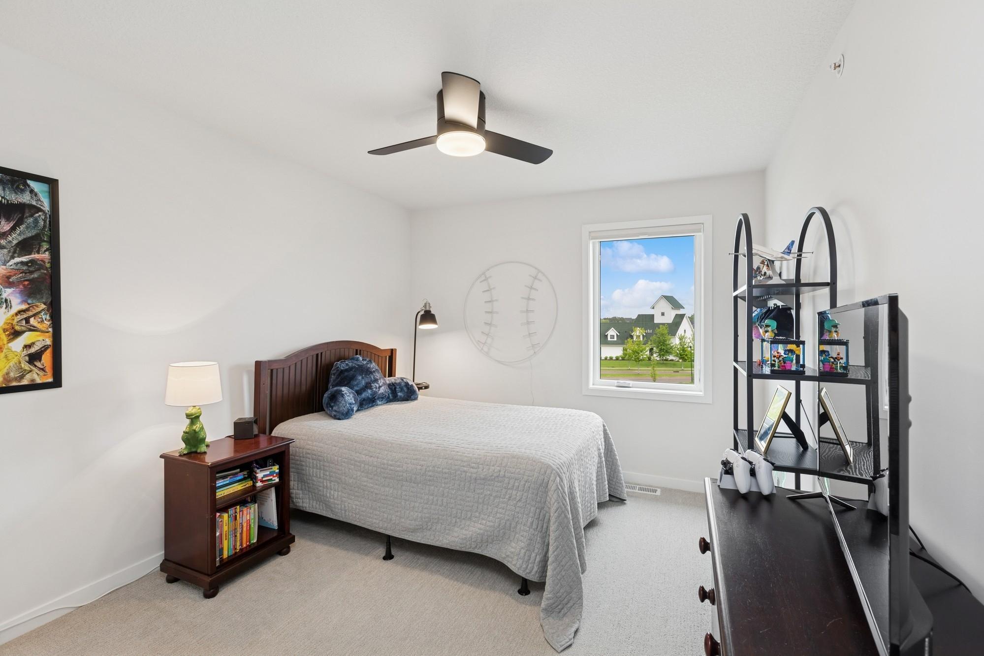 2nd upper level bedroom
