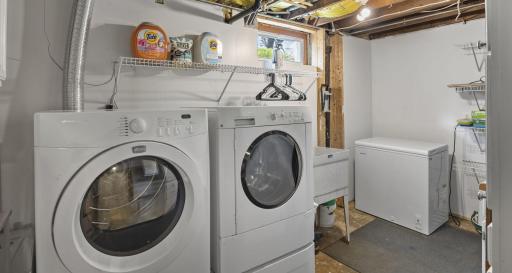 1033 Smith Avenue S, Saint Paul, MN 55118