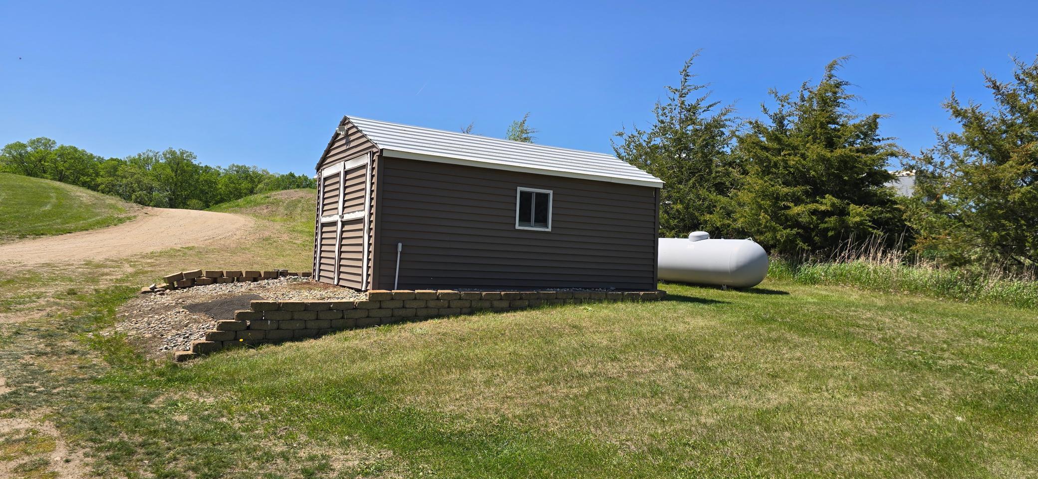 Shed.jpg