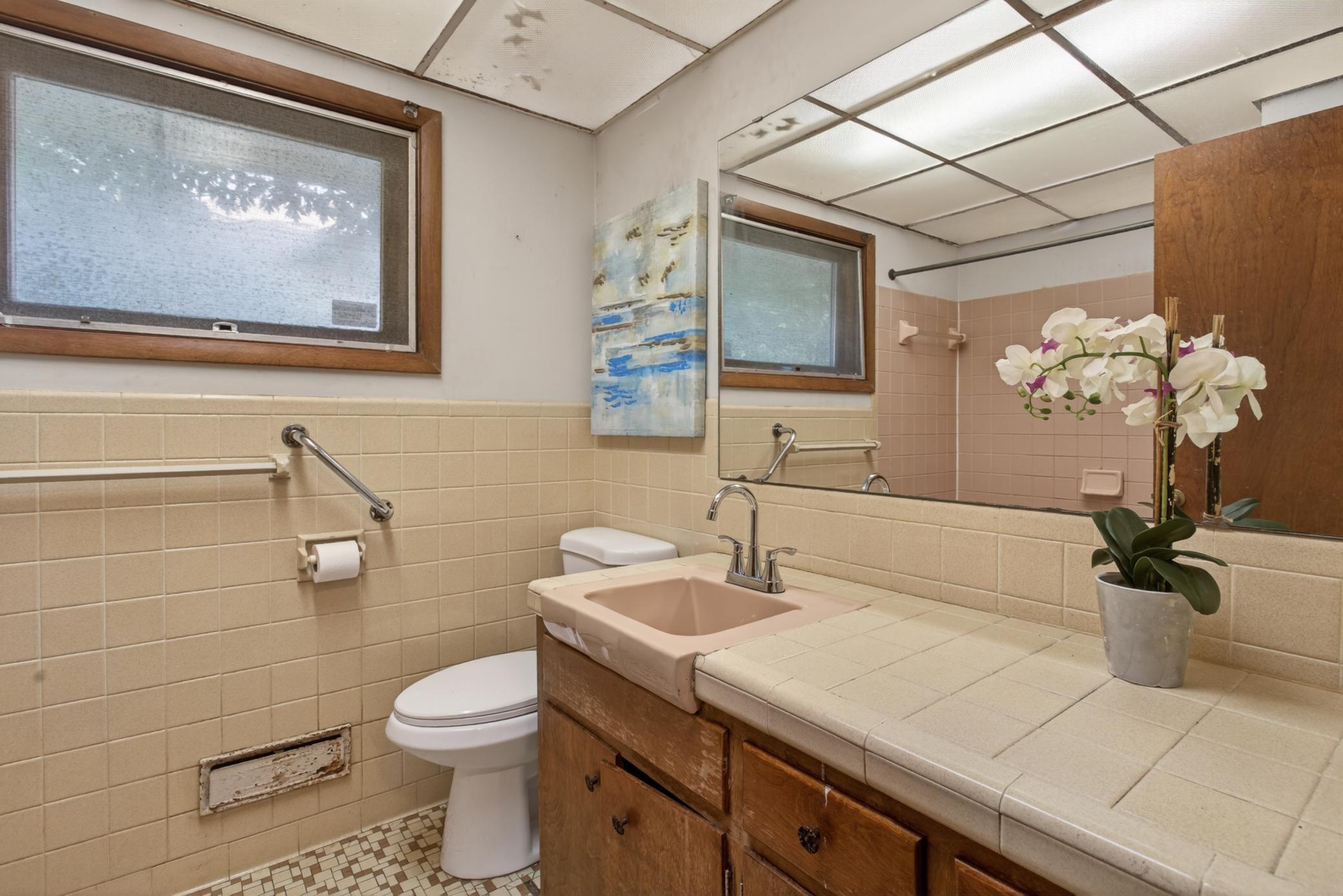 main level full bath