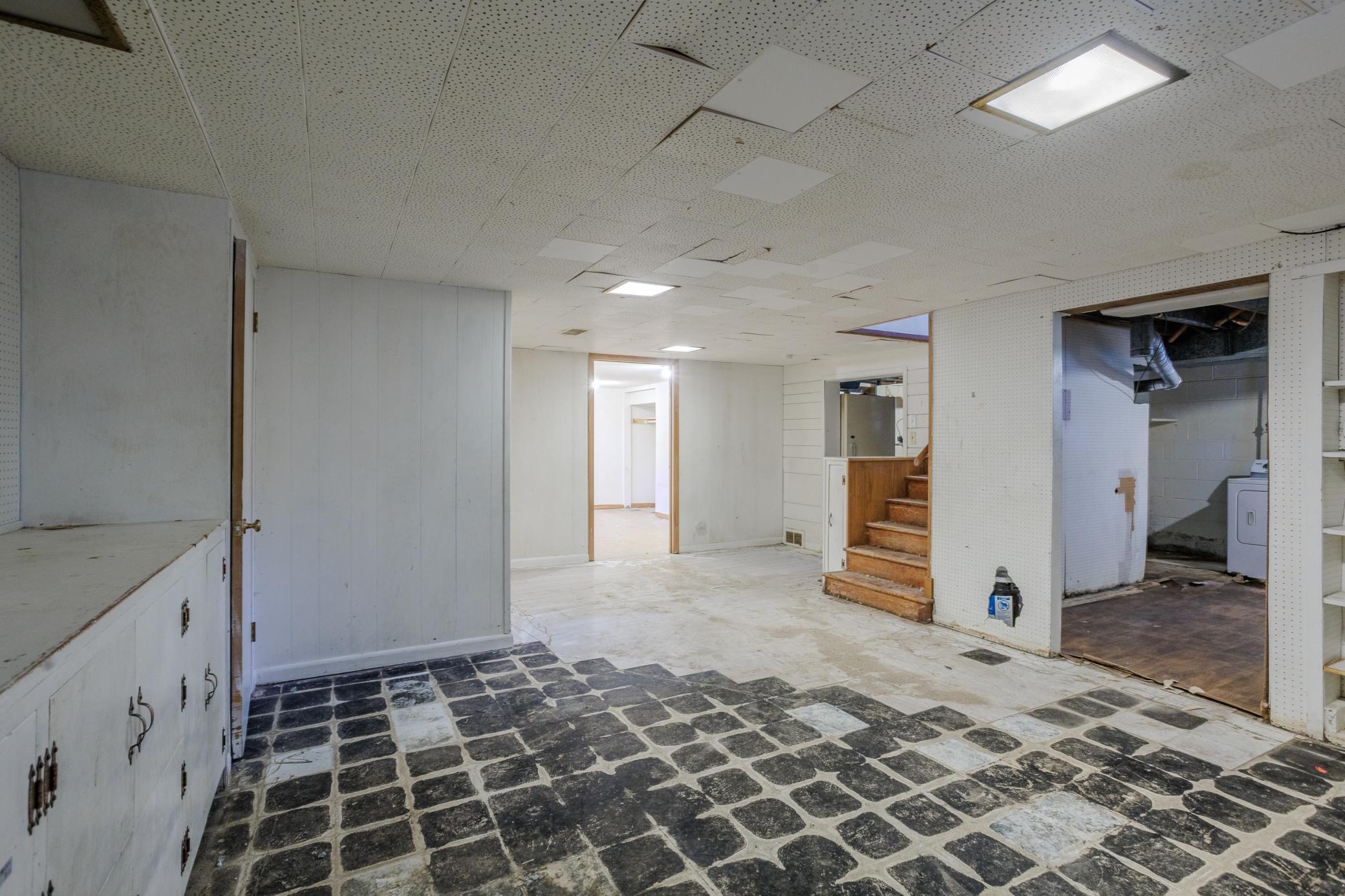 lower levelfamily room