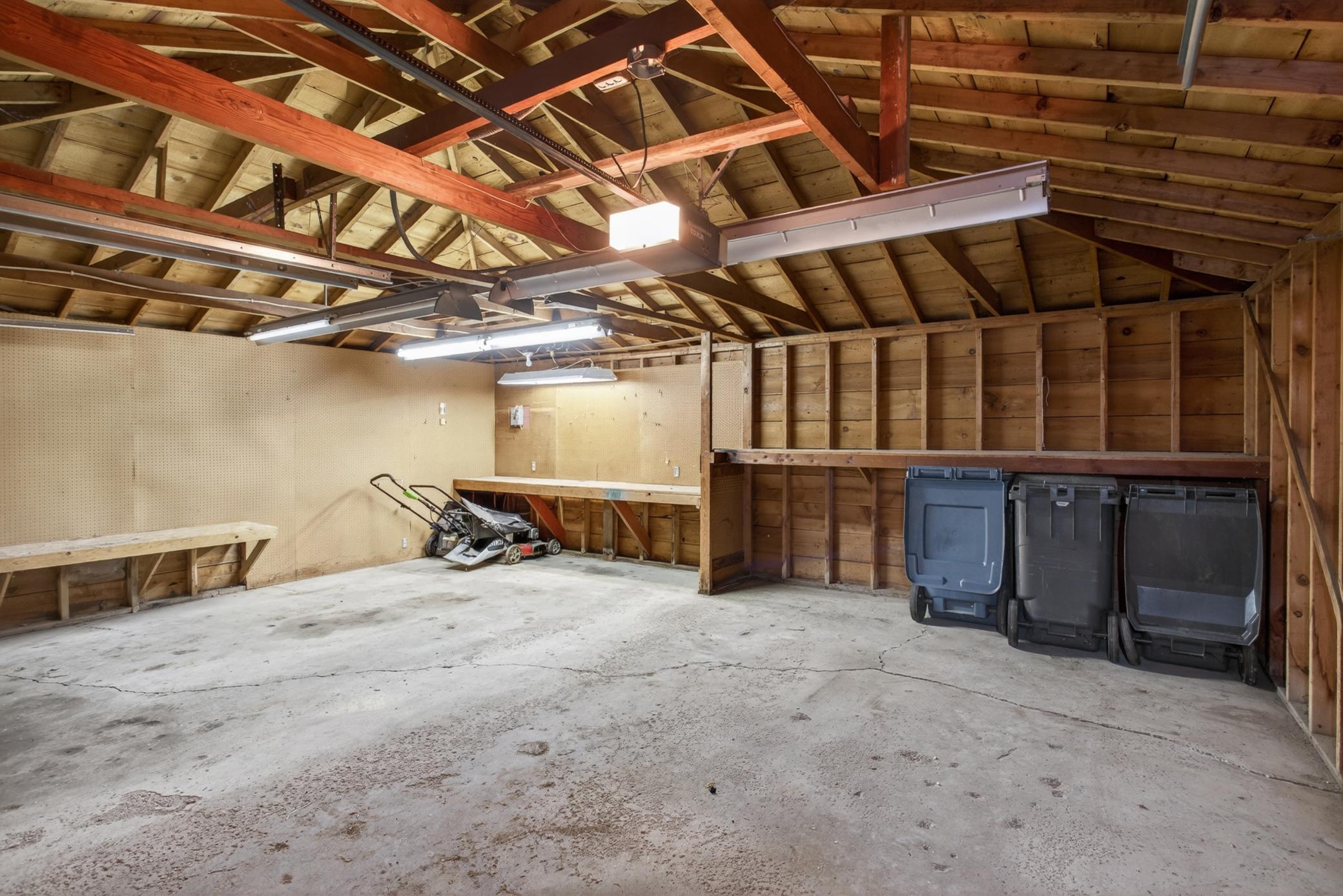 garage