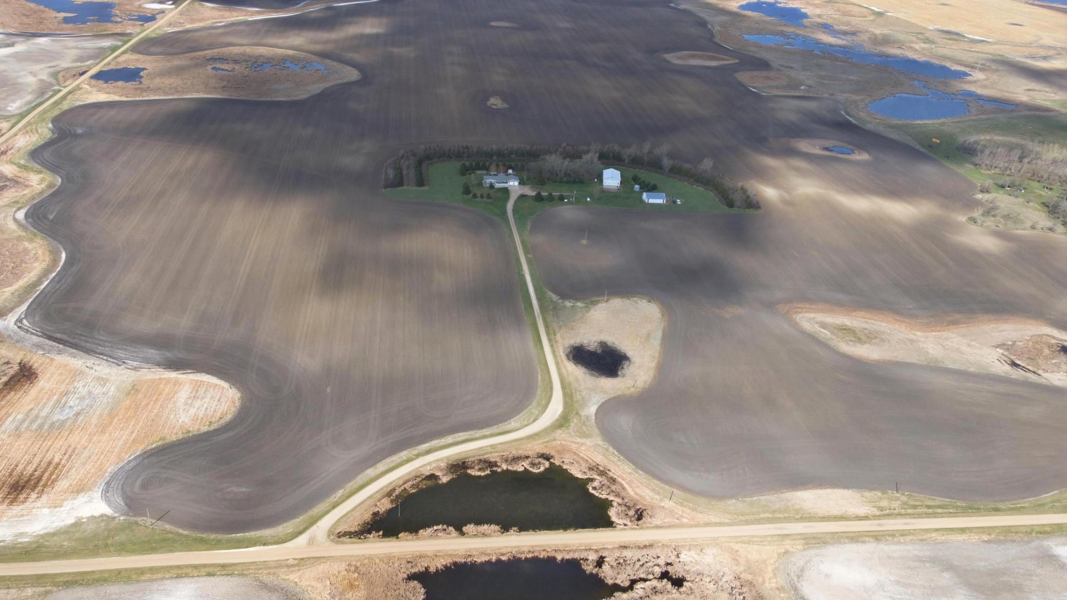 DJI_0548_autoremove_31640339_abd91e64.jpg