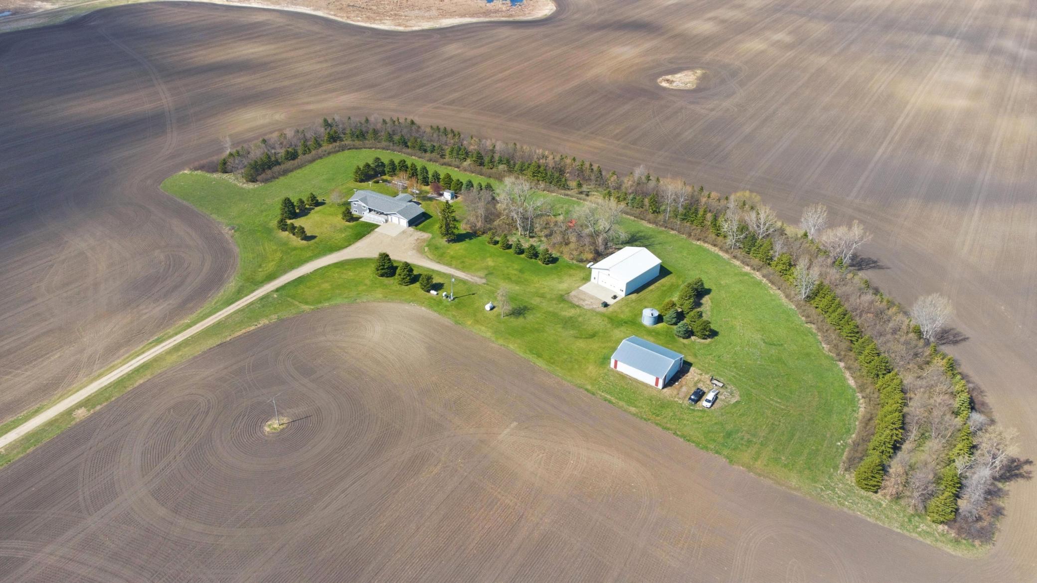 DJI_0553_autoremove_31640180_8b54880f.jpg