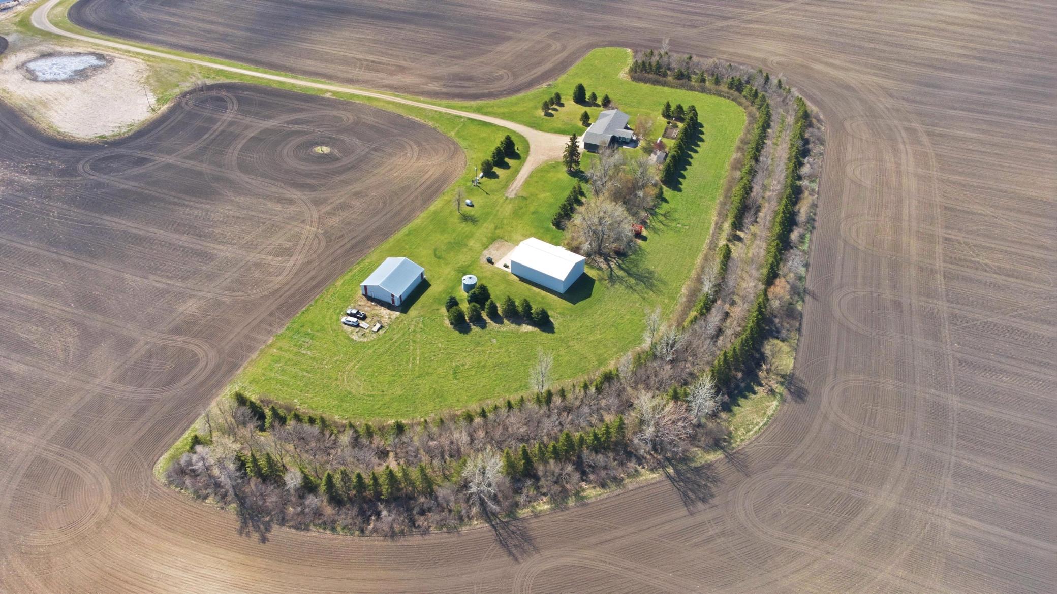 DJI_0555_autoremove_31640188_5ee17d1b.jpg