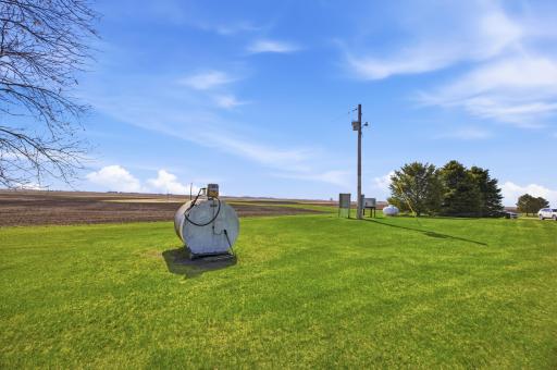 5083 104th Avenue SE, Litchville, ND 58461