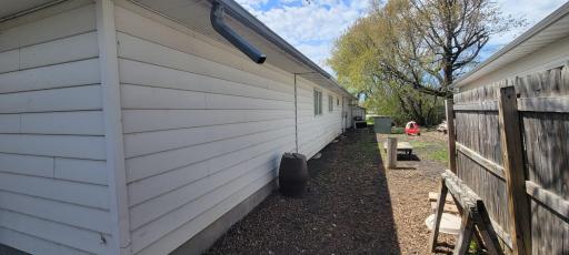 20 5th Street E, Halstad, MN 56548
