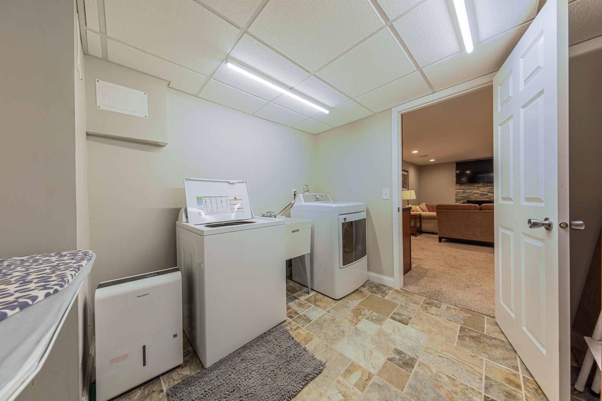 Laundry room is finished!