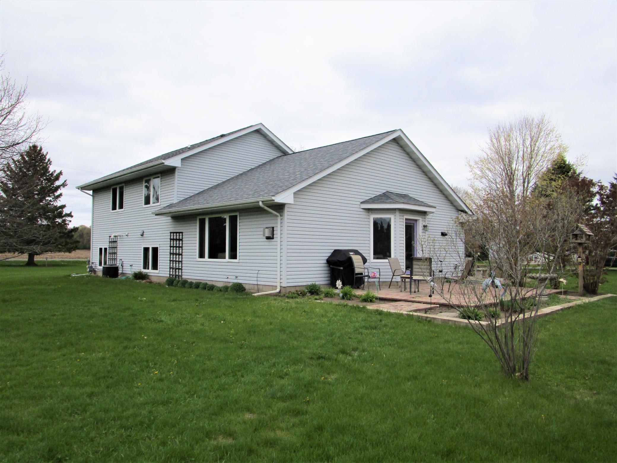 Exterior Side/Back
