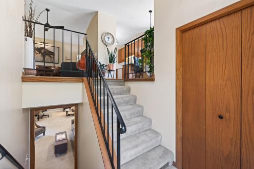 Foyer entry with coat closet, come on in!