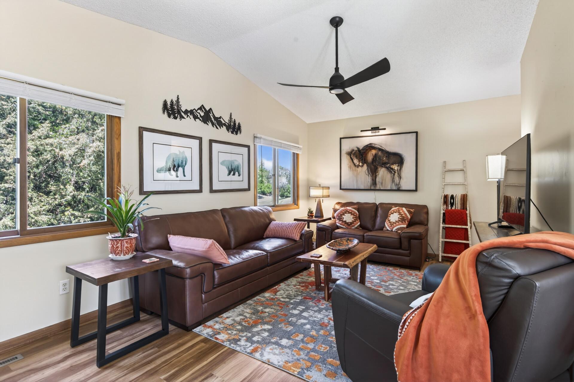 Bright and airy open concept with soaring vaulted ceilings!