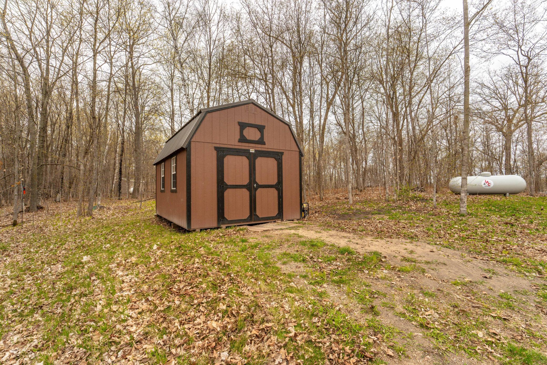 Barn shed