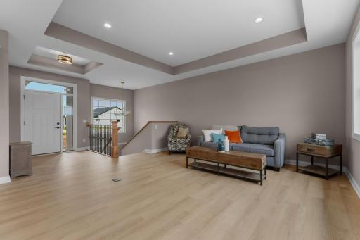 607 E 9th Street, Zumbrota, MN 55992