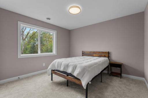 607 E 9th Street, Zumbrota, MN 55992
