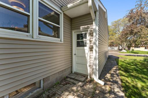 239 18th Avenue S, South Saint Paul, MN 55075