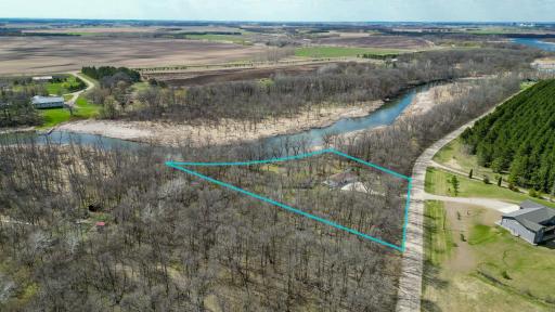 39511 460th Avenue, Perham, MN 56573