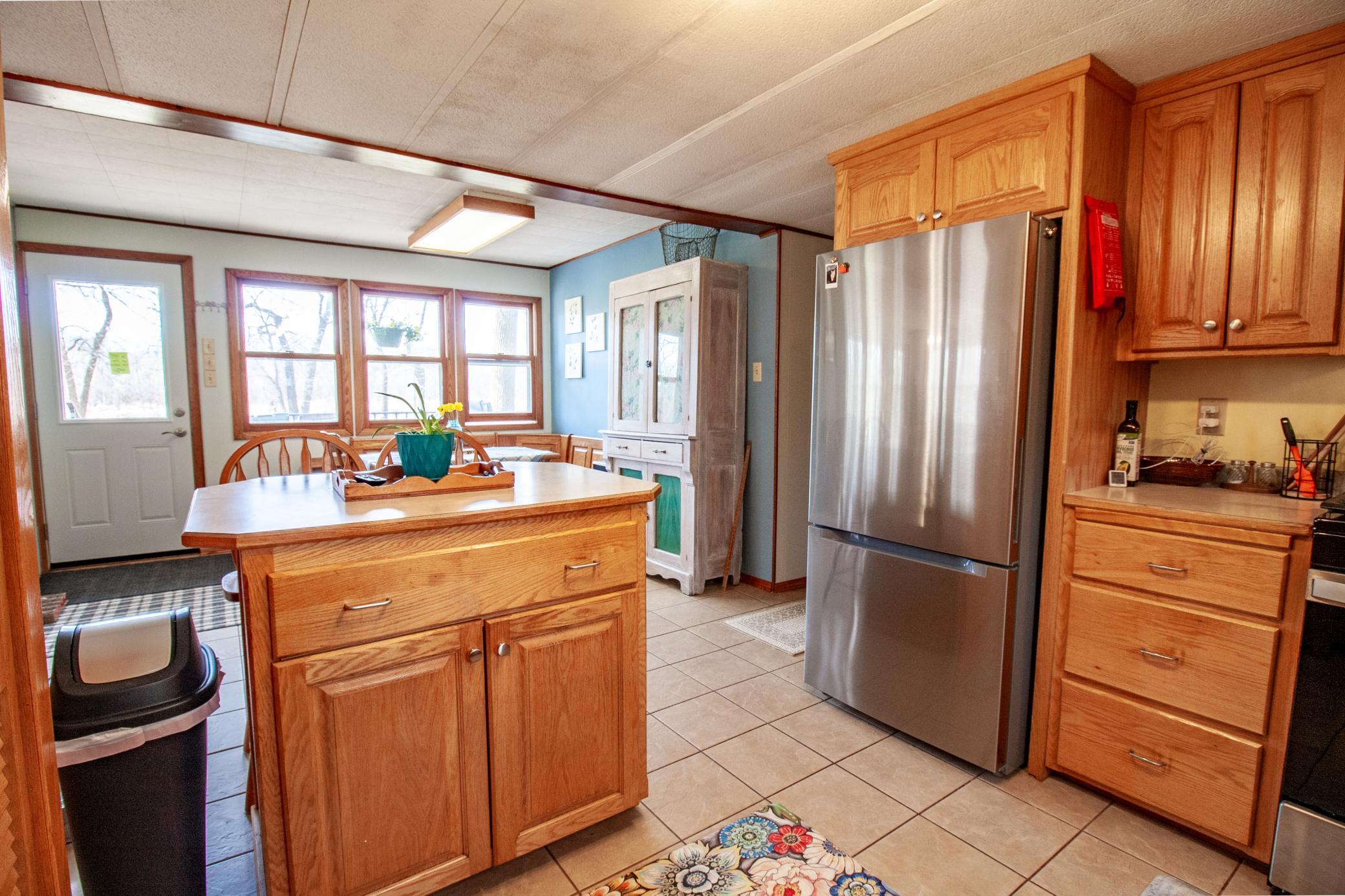 39511 460th Interior (25).jpg